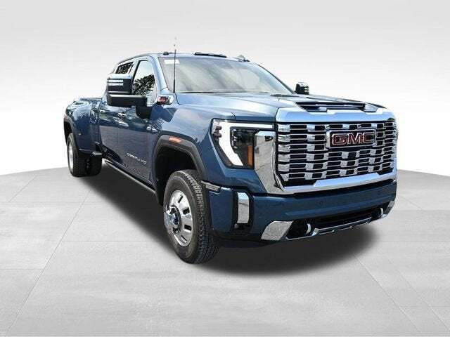 2025 GMC Sierra 3500HD Denali