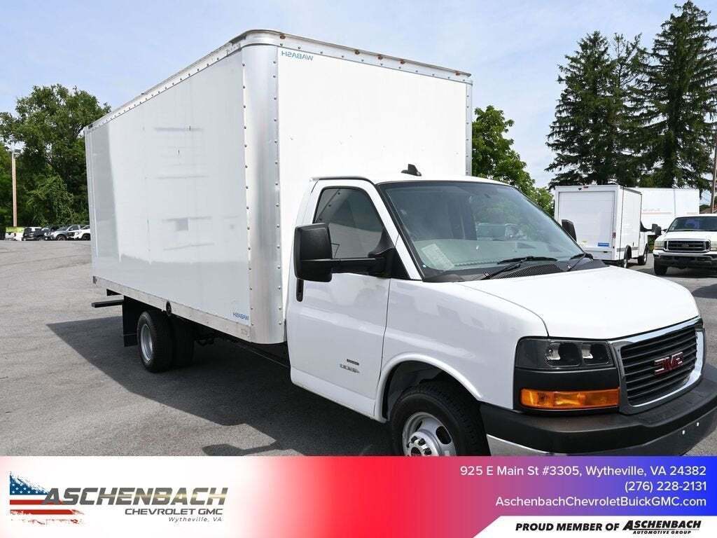 2023 GMC Savana 4500