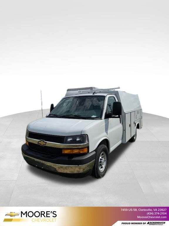 2025 Chevrolet Express 3500
