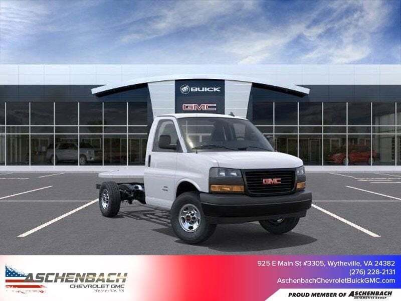 2025 GMC Savana 3500