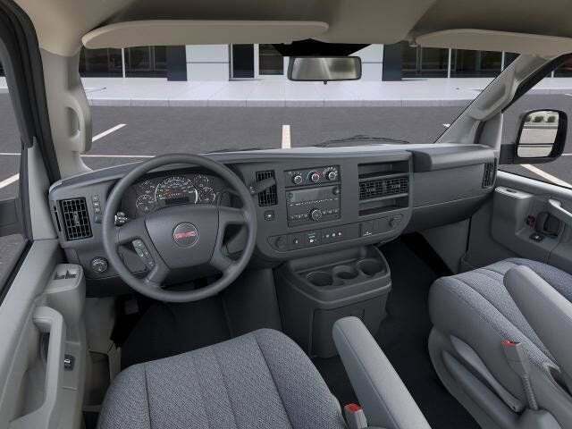 2025 GMC Savana 3500