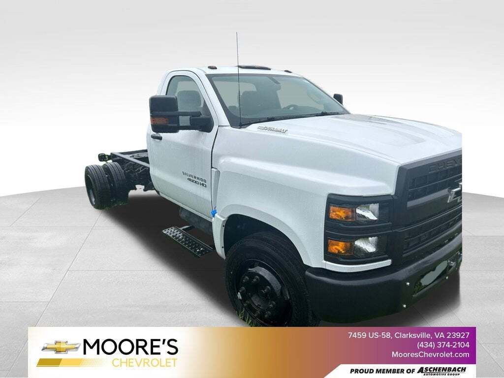 2023 Chevrolet Silverado 4500HD 