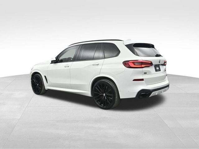 2022 BMW X5 M50i