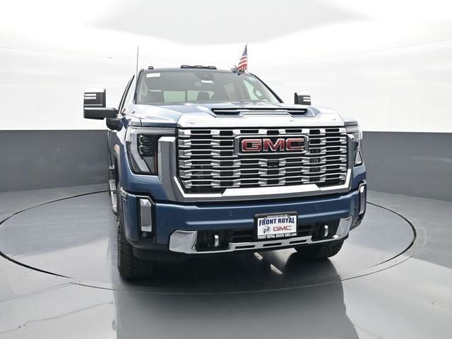 2025 GMC Sierra 2500HD 4WD Crew Cab Standard Bed Denali