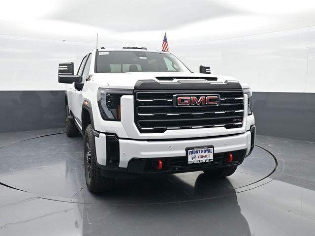 2025 GMC Sierra 2500HD 4WD Crew Cab Standard Bed AT4
