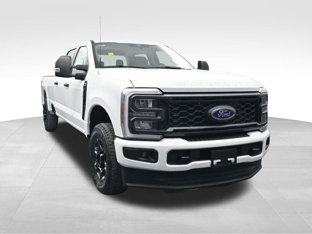 2026 Ford Super Duty F-350 SRW XL