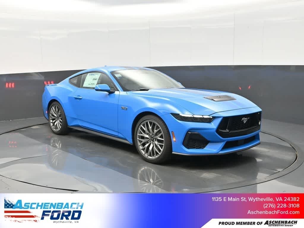 2025 Ford Mustang GT Premium Fastback
