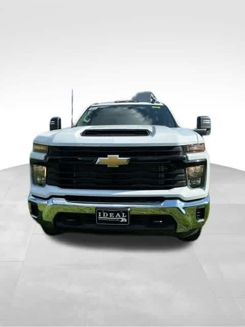 2024 Chevrolet Silverado 3500HD CC Work Truck