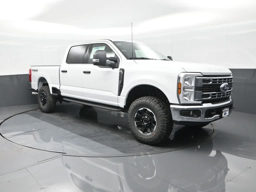 2025 Ford F-350 XLT