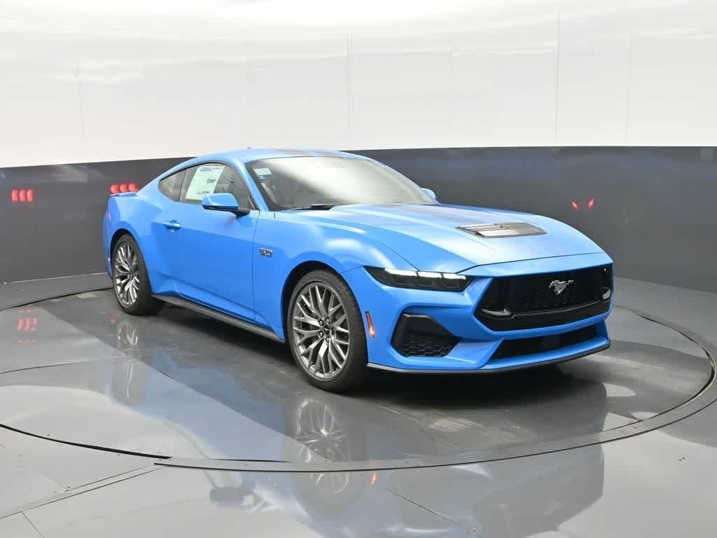 2025 Ford Mustang GT Premium Fastback
