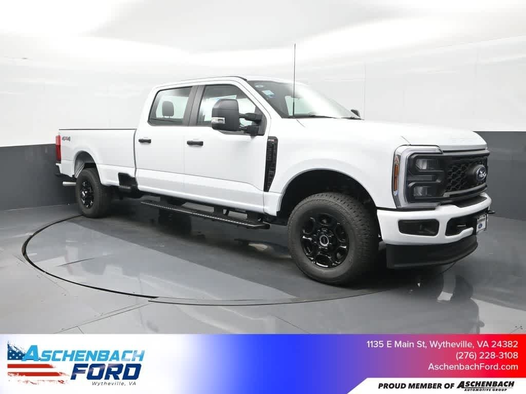 2026 Ford Super Duty F-350 SRW XL