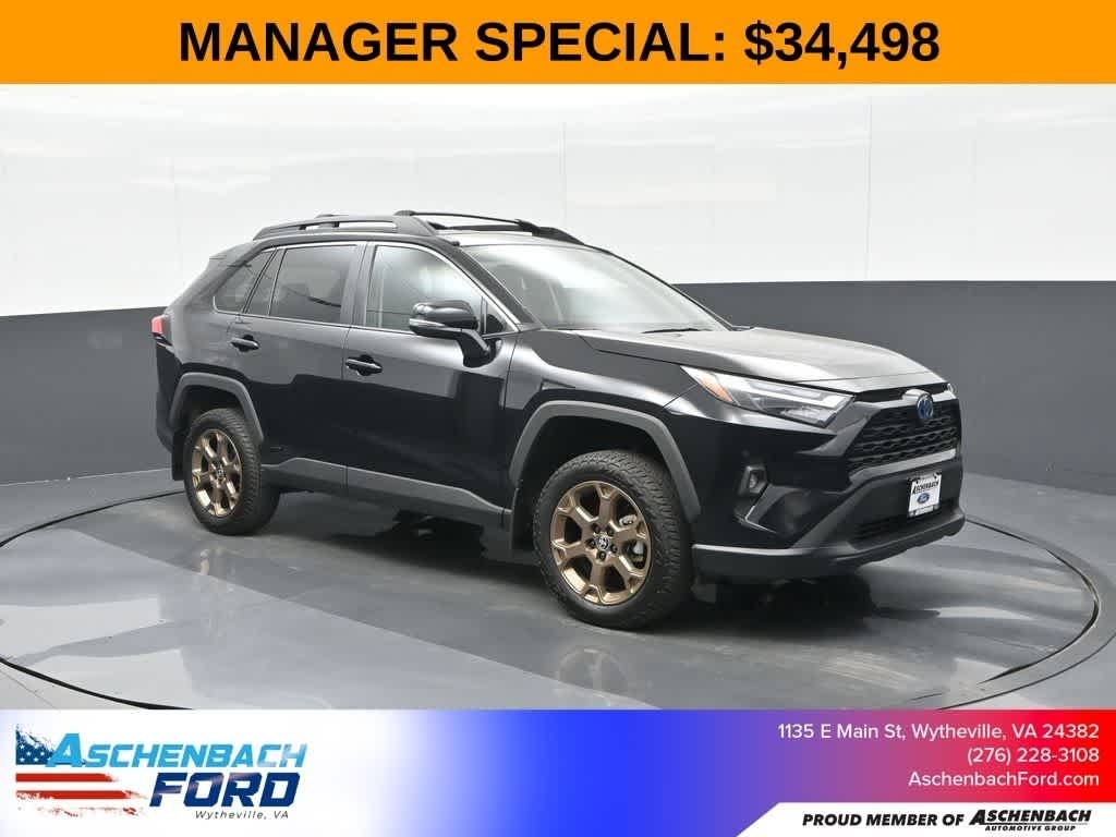 2024 Toyota RAV4 Hybrid LE