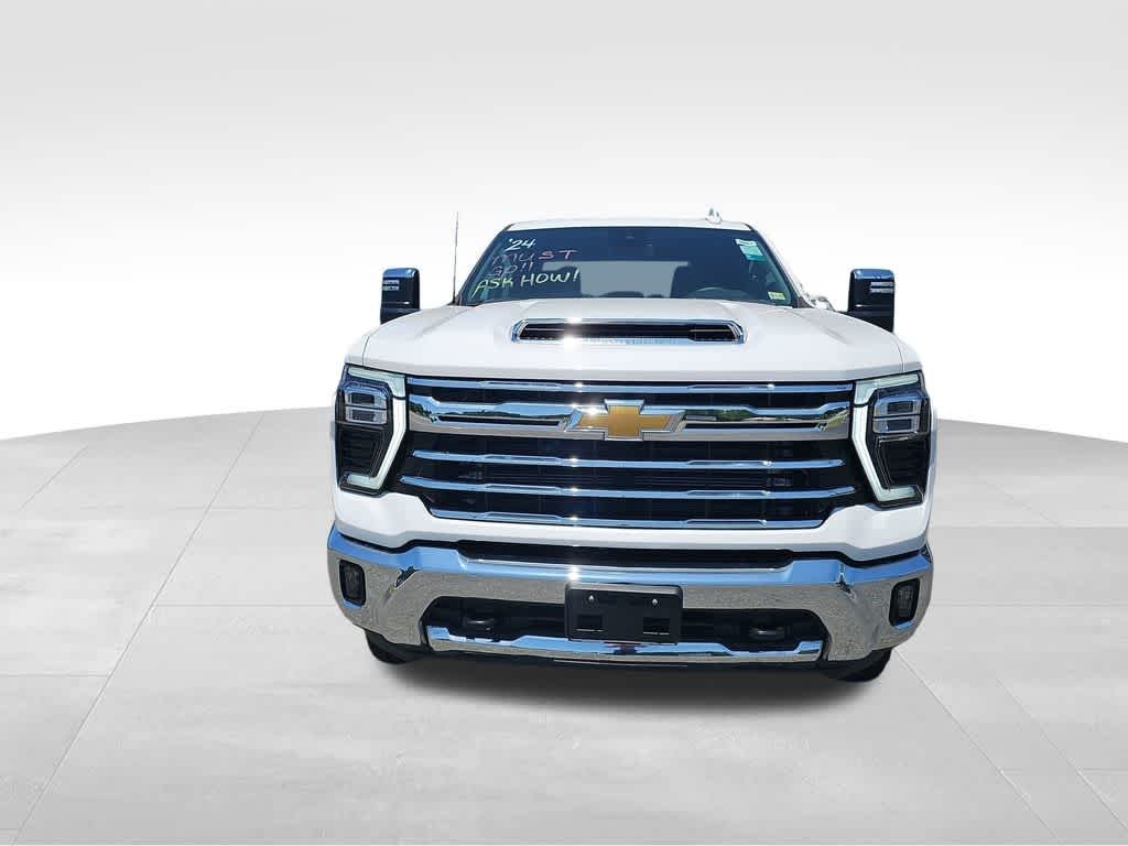 2024 Chevrolet Silverado 2500HD 4WD Crew Cab Standard Bed LTZ