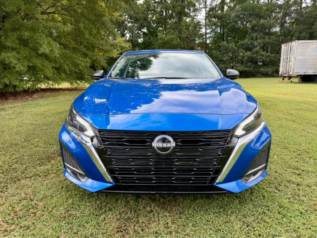2025 Nissan Altima SV FWD