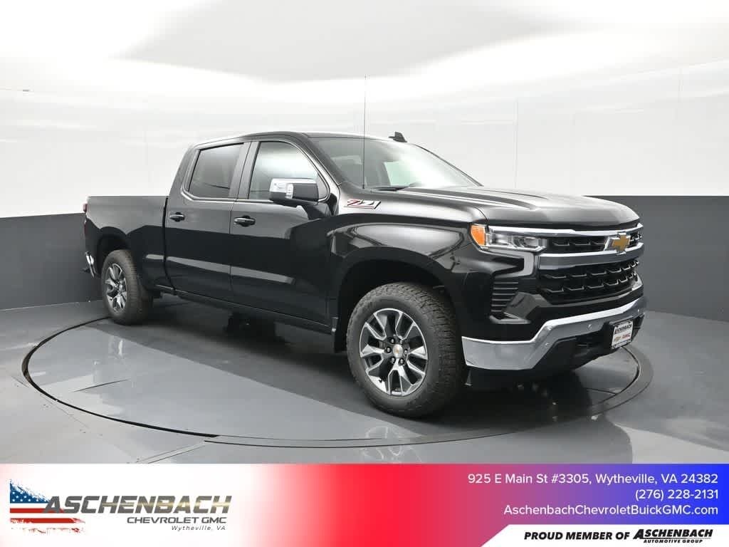 2026 Chevrolet Silverado 1500 4WD Crew Cab Standard Bed LT