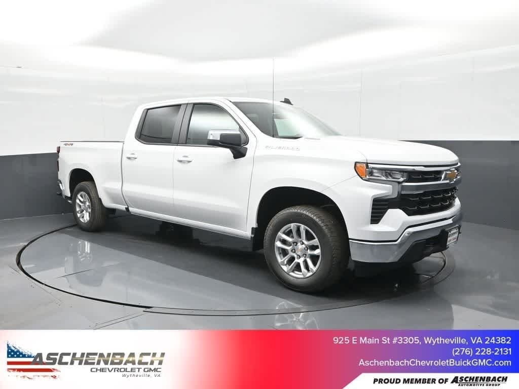 2026 Chevrolet Silverado 1500 4WD Crew Cab Standard Bed LT
