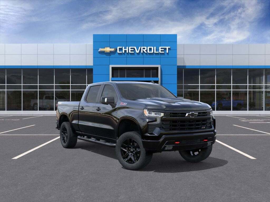 2026 Chevrolet Silverado 1500 4WD Crew Cab Standard Bed LT Trail Boss