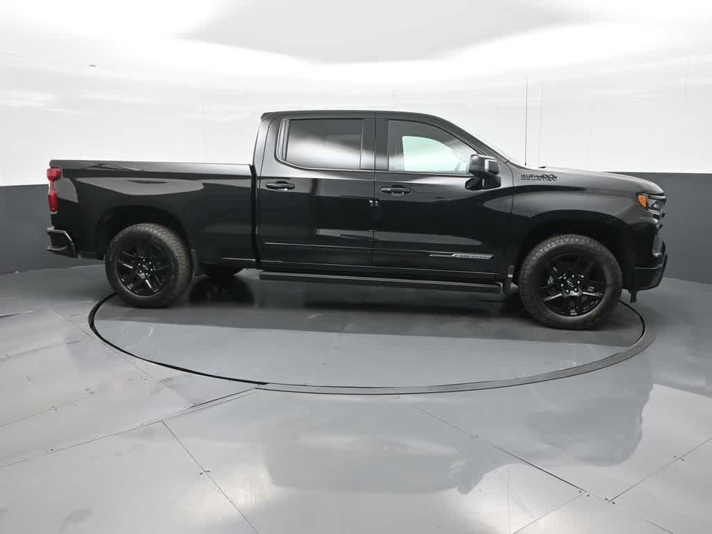 2025 Chevrolet Silverado 1500 4WD Crew Cab Standard Bed High Country