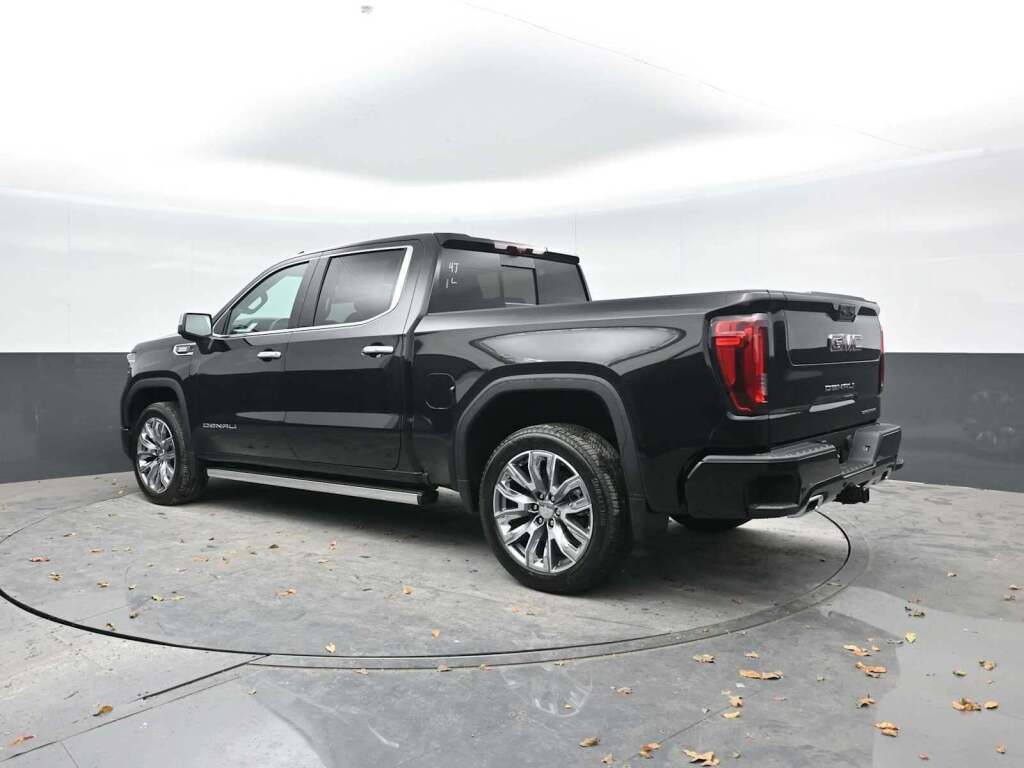 2026 GMC Sierra 1500 Crew Cab, Short Bed, Denali, 4WD