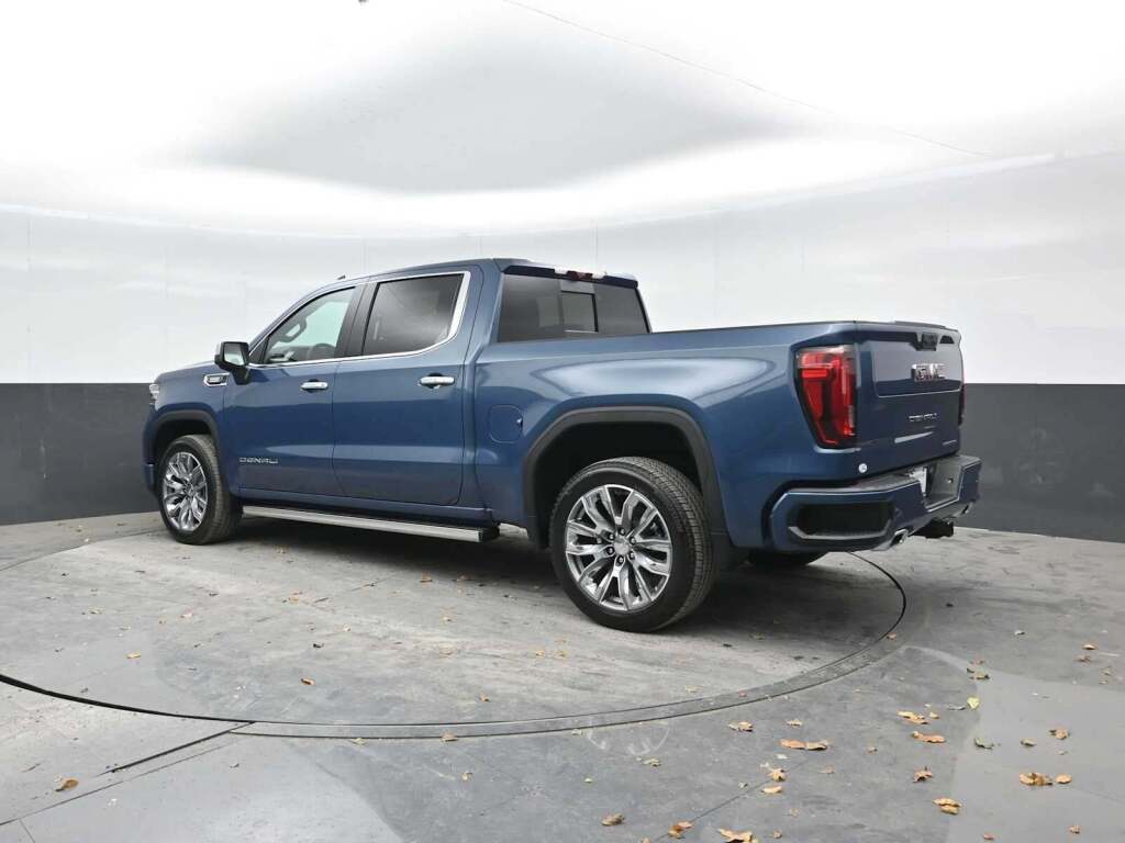 2026 GMC Sierra 1500 Crew Cab, Standard Bed, Denali, 4WD