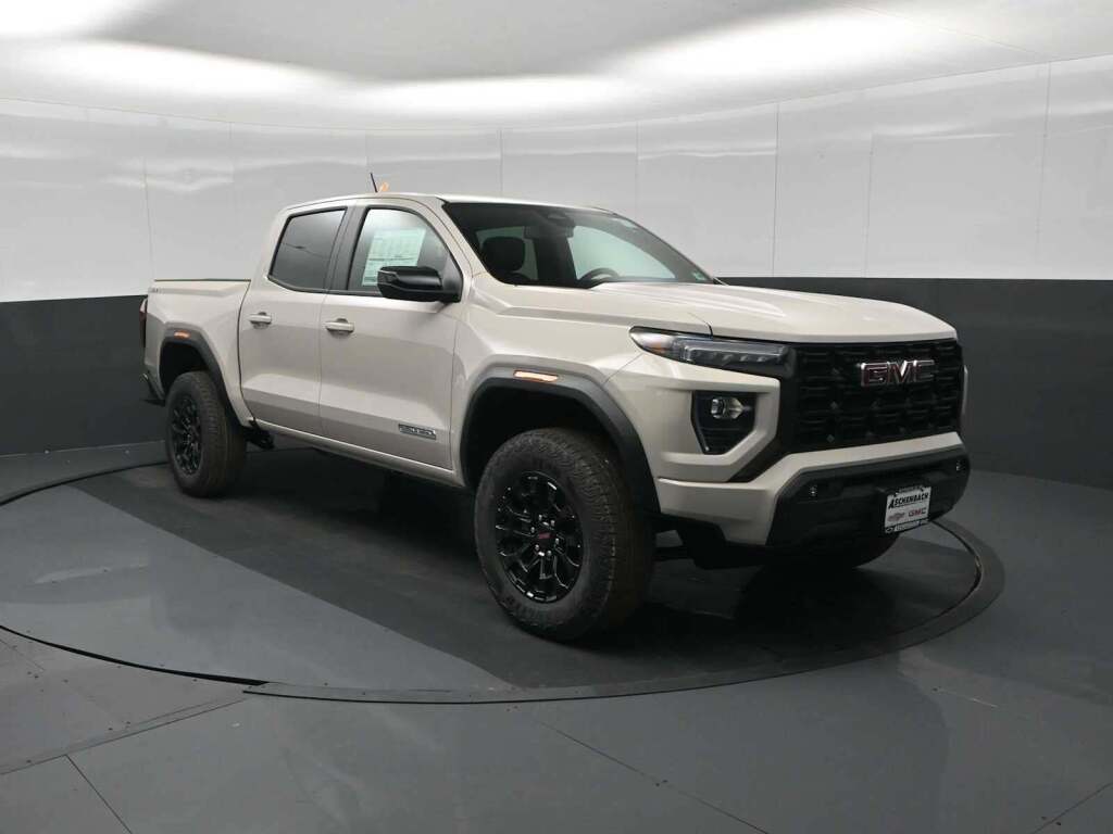 2026 GMC Canyon Elevation, 4WD