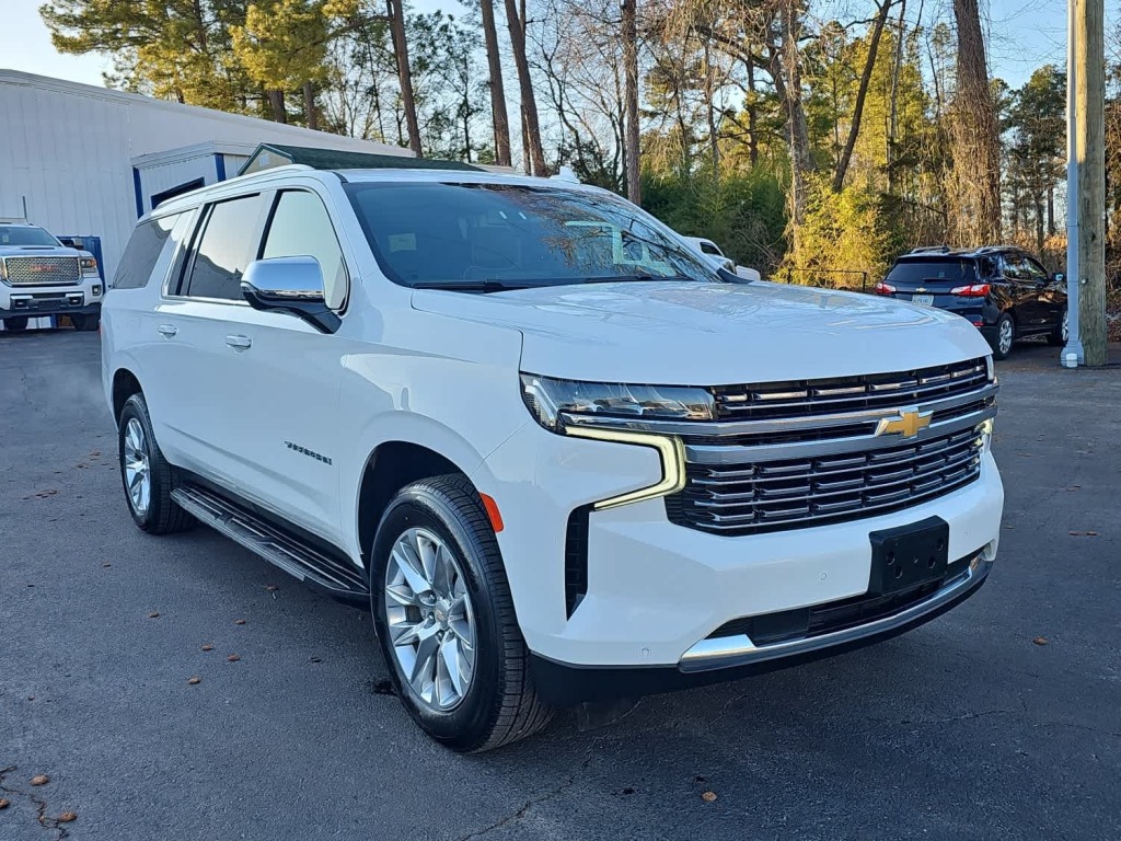 2023 Chevrolet Suburban 4WD Premier