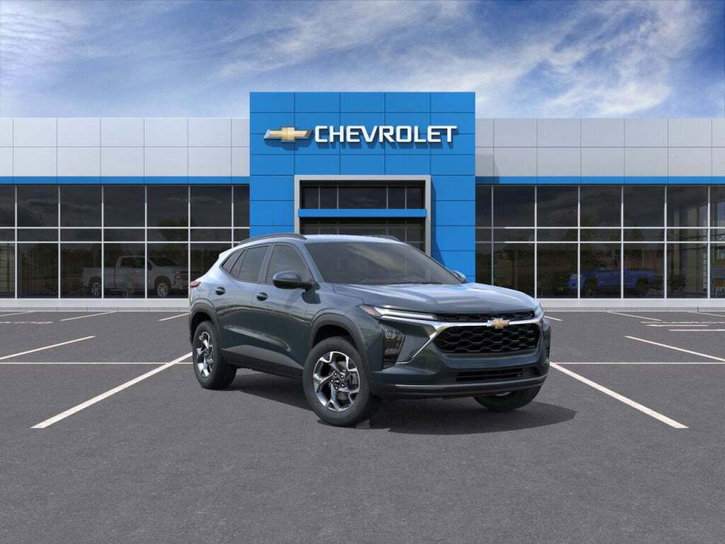 2026 Chevrolet Trax FWD LT