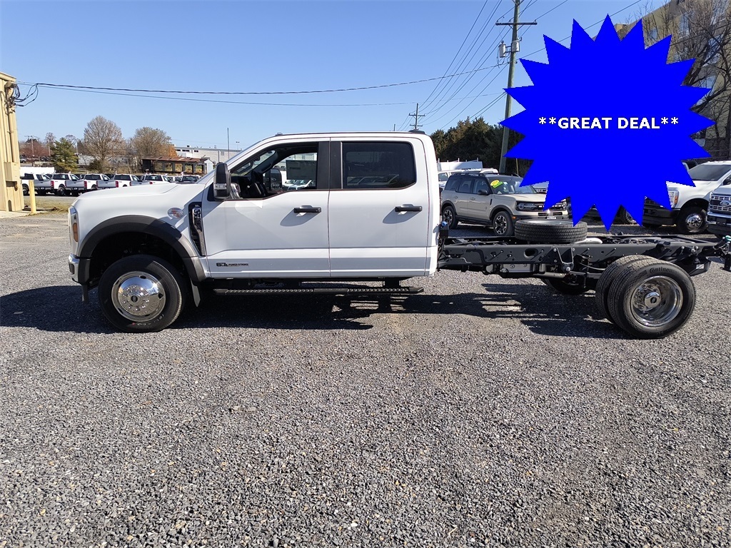 2024 Ford F-450 Chassis XL