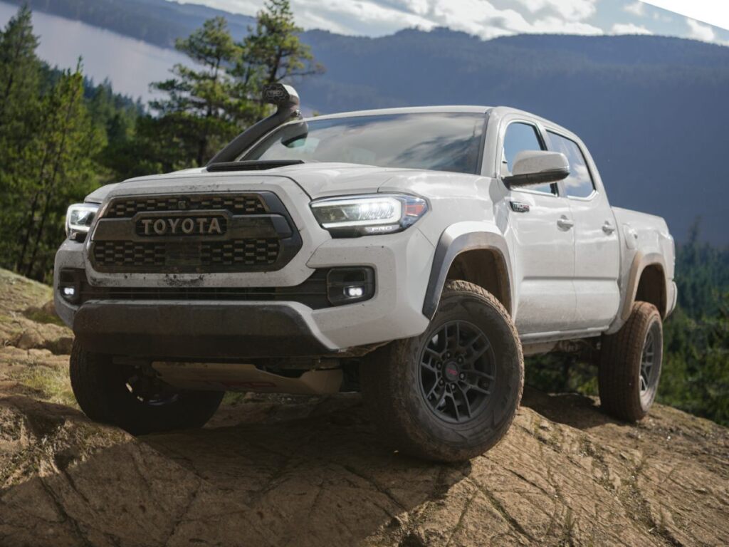 2022 Toyota Tacoma SR V6