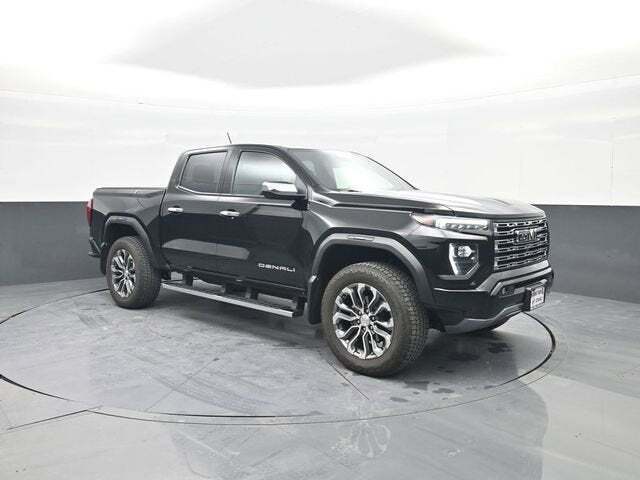 2023 GMC Canyon 4WD Crew Cab Short Box Denali