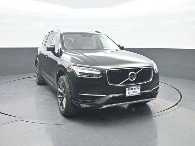 2018 Volvo XC90 T6 Momentum