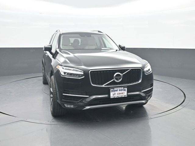 2018 Volvo XC90 T6 Momentum