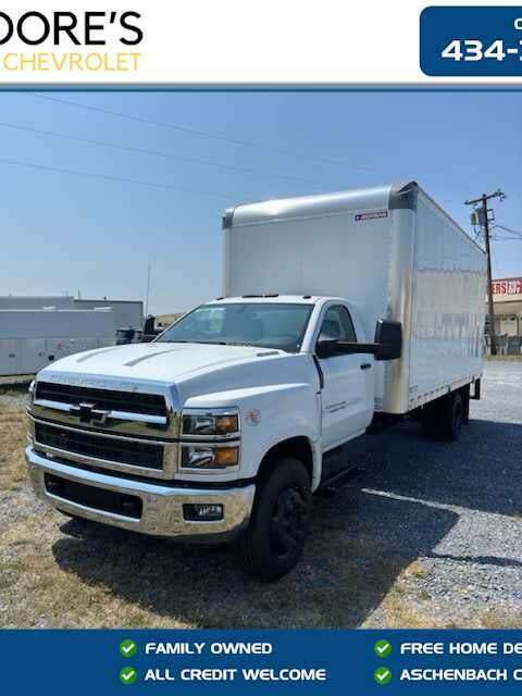 2024 Chevrolet Silverado 6500HD WT