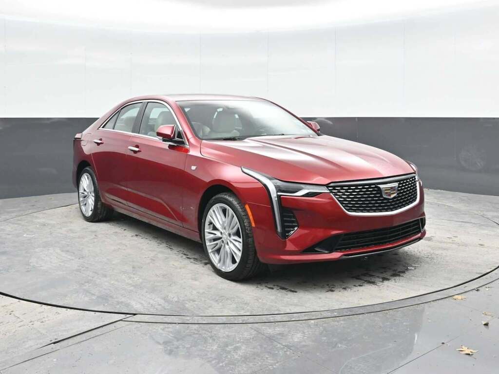 2026 Cadillac CT4 Premium Luxury RWD