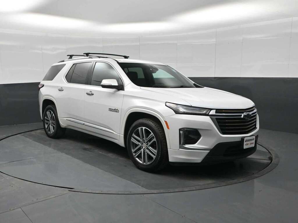 2023 Chevrolet Traverse AWD High Country