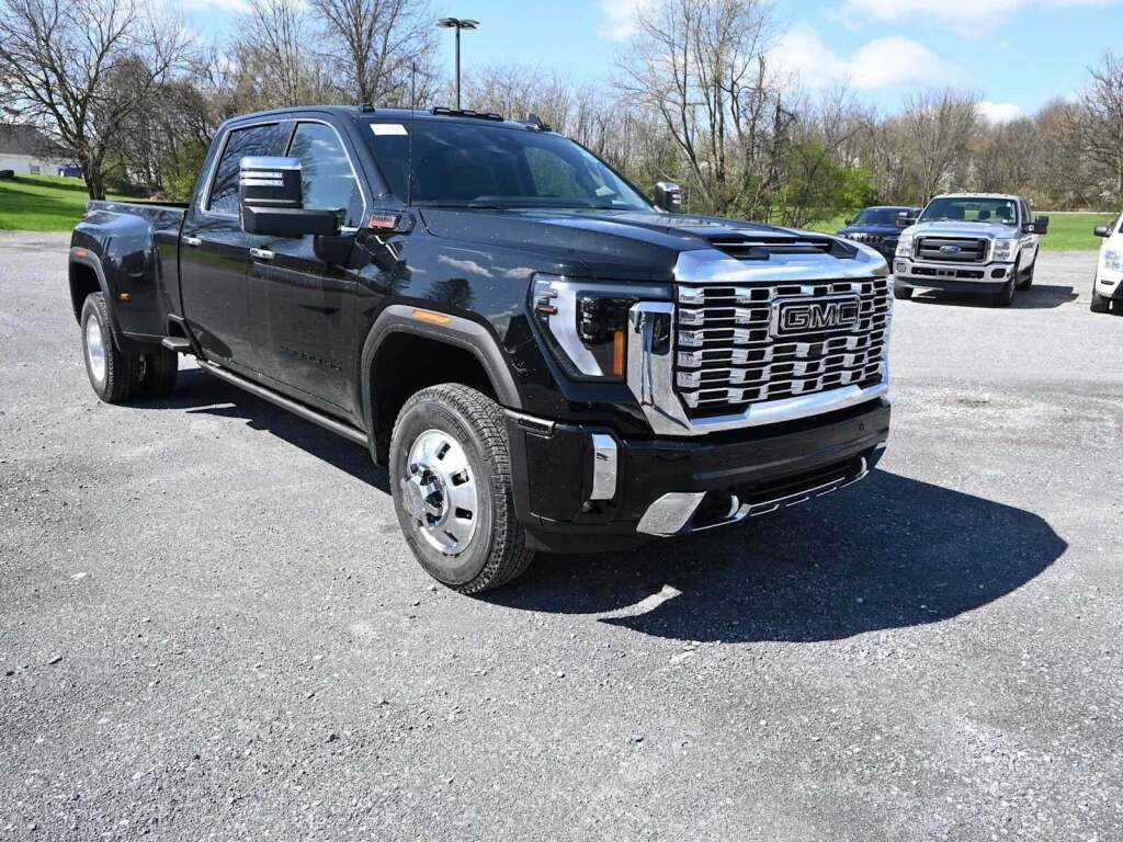 2026 GMC Sierra 3500HD Denali