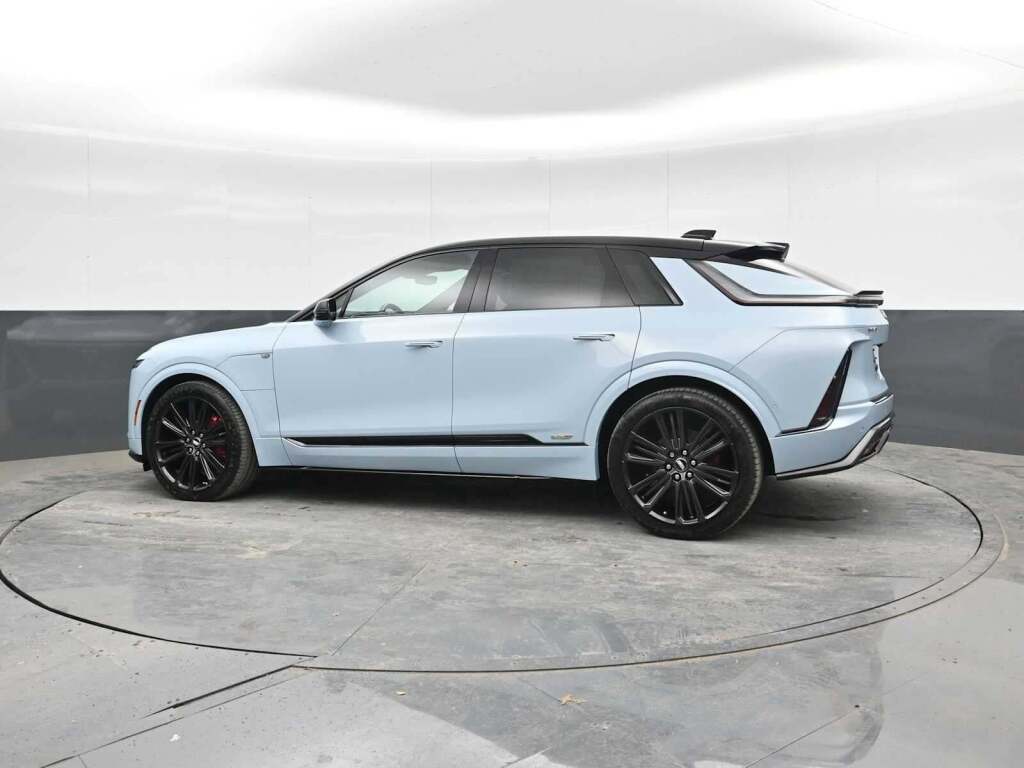 2026 Cadillac LYRIQ V-Series AWD