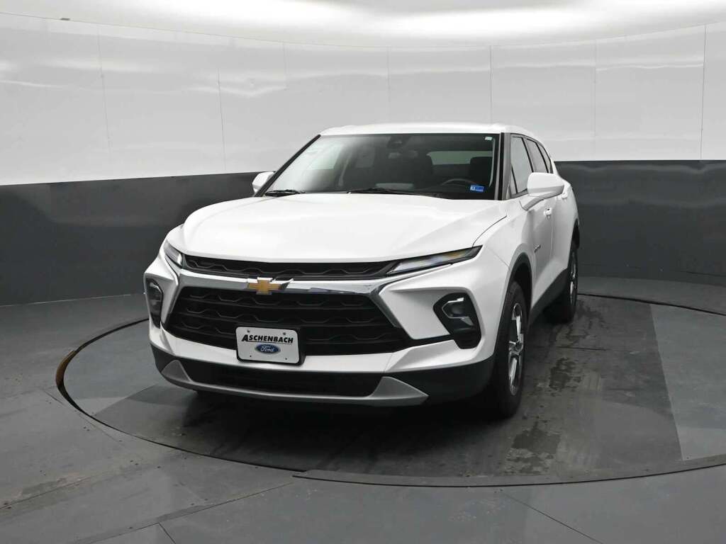 2023 Chevrolet Blazer AWD 2LT