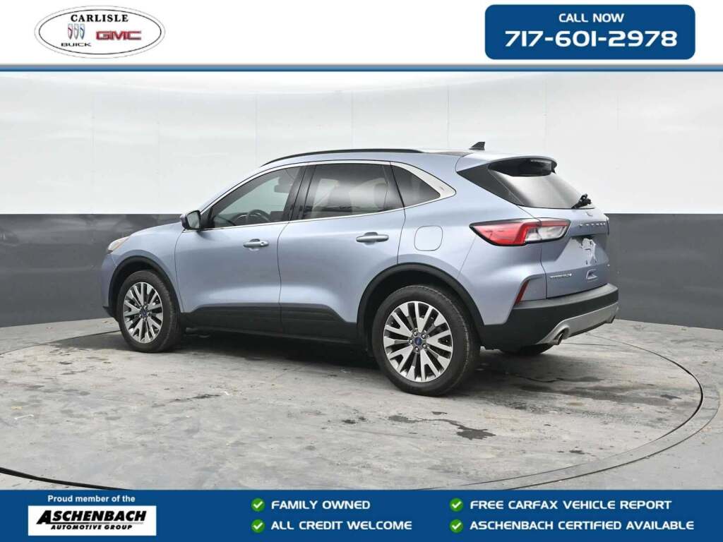 2022 Ford Escape Titanium Hybrid