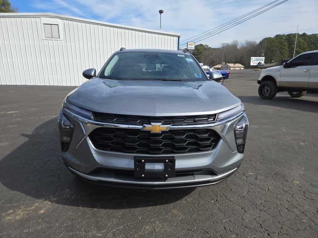2026 Chevrolet Trax FWD LT