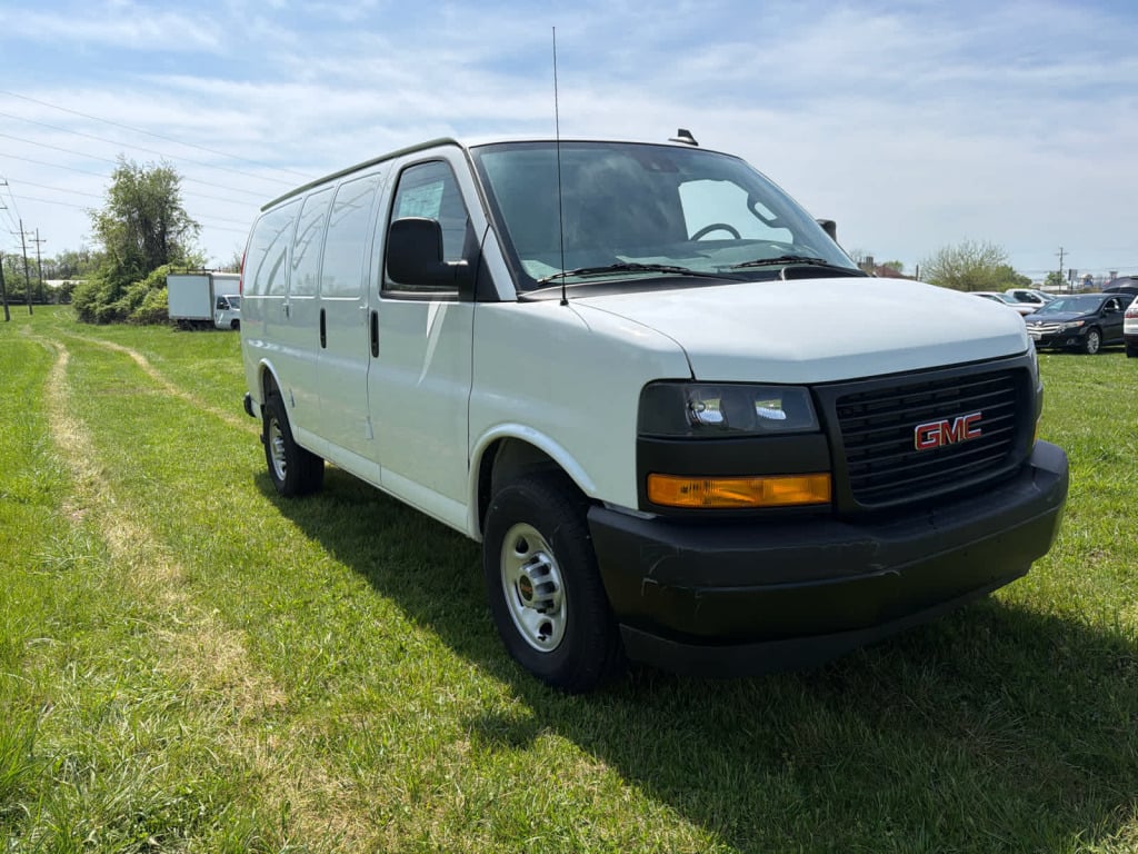 2025 GMC Savana Cargo RWD 2500 Regular Wheelbase Work Van