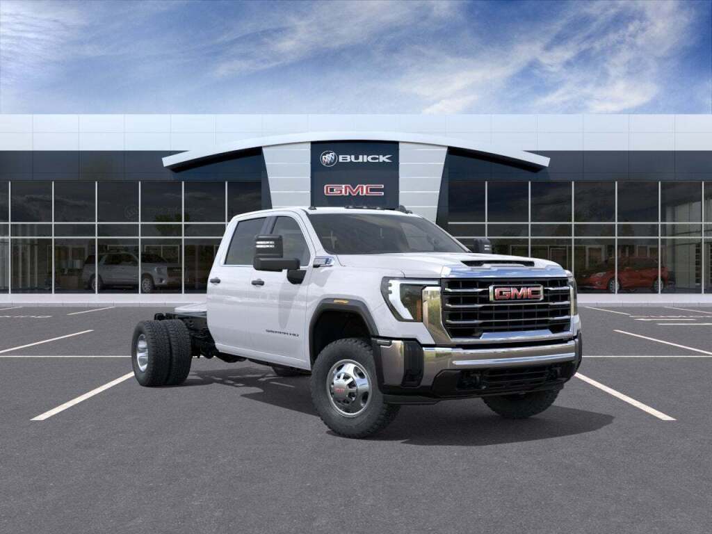 2026 GMC Sierra 3500 HD Pro