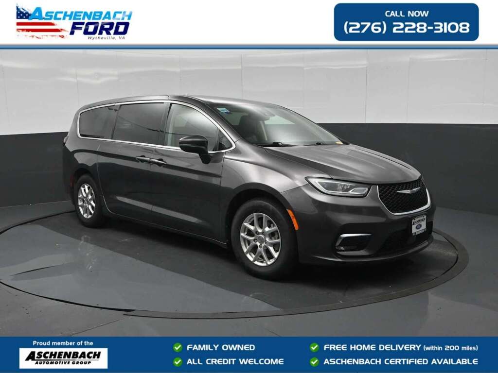 2023 Chrysler Pacifica Touring L
