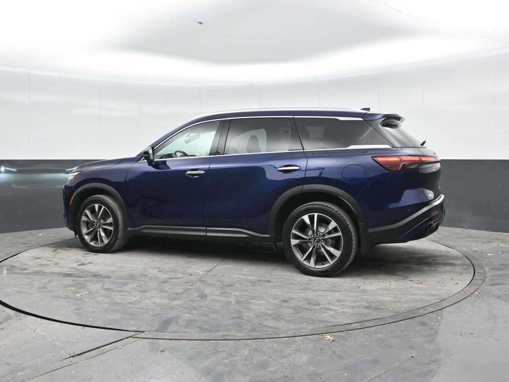 2023 INFINITI QX60 LUXE AWD