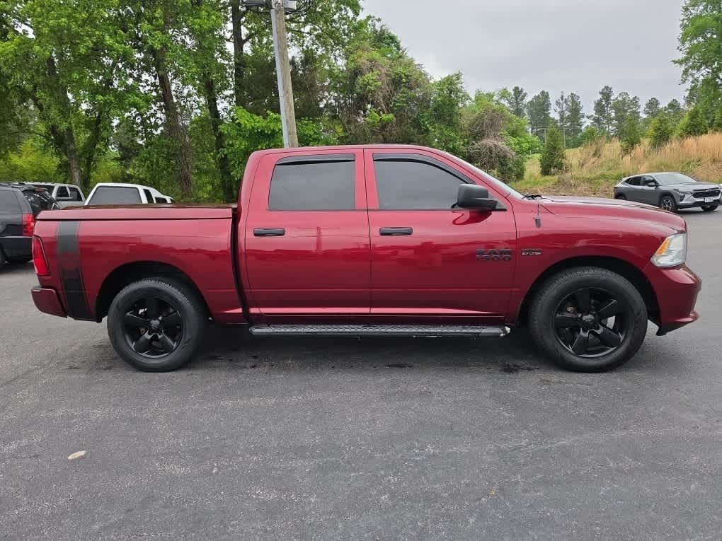 2017 Ram 1500 Express Crew Cab 4x2 5'7" Box