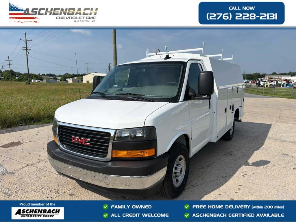2025 GMC Savana Cutaway Work Van