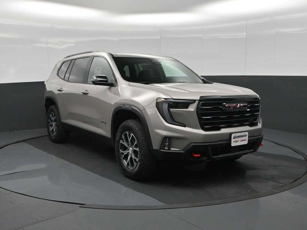 2026 GMC Acadia AT4 AWD
