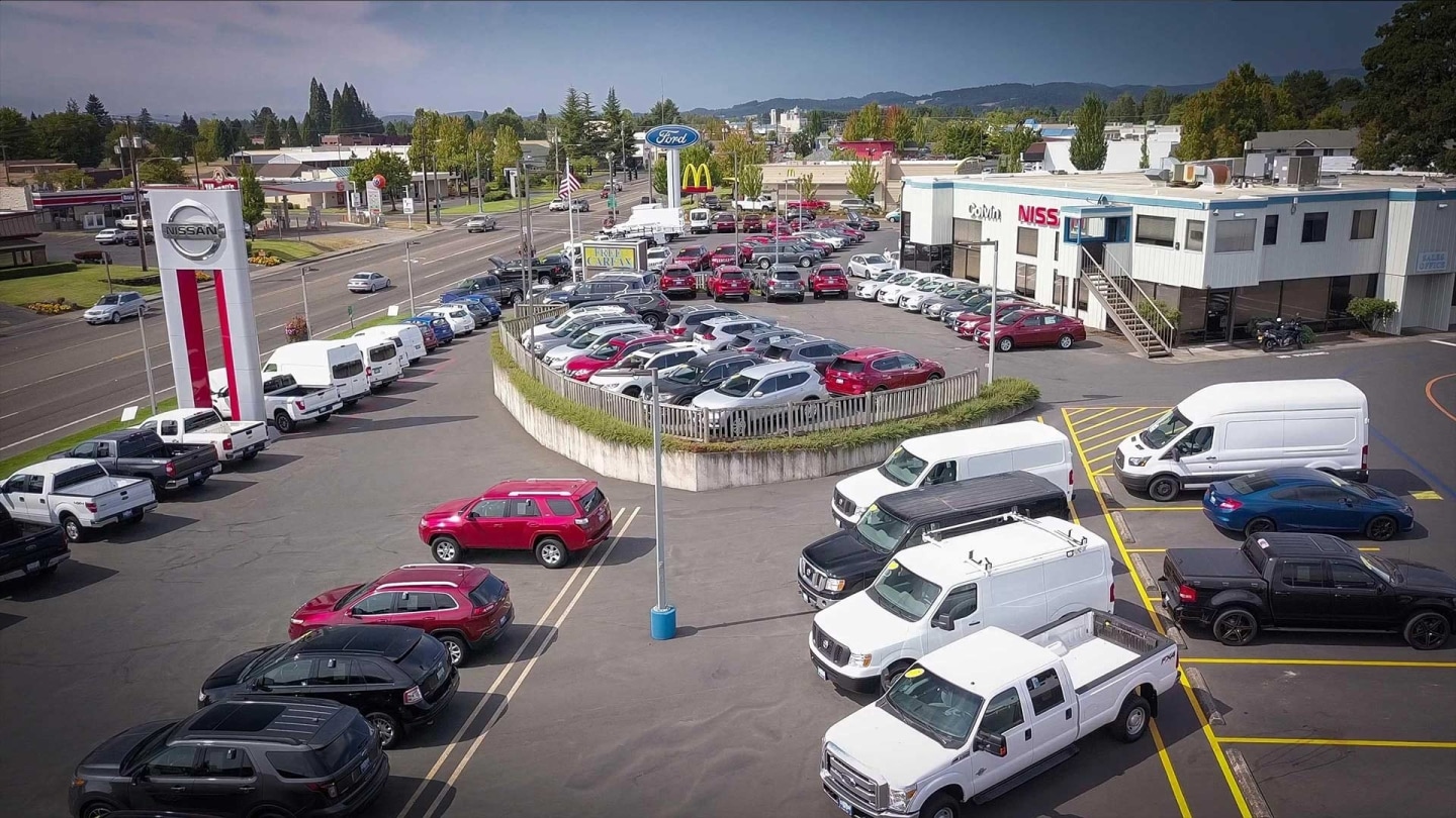 McMinnville's Top Used Car and Nissan LOT Chuck Colvin Nissan