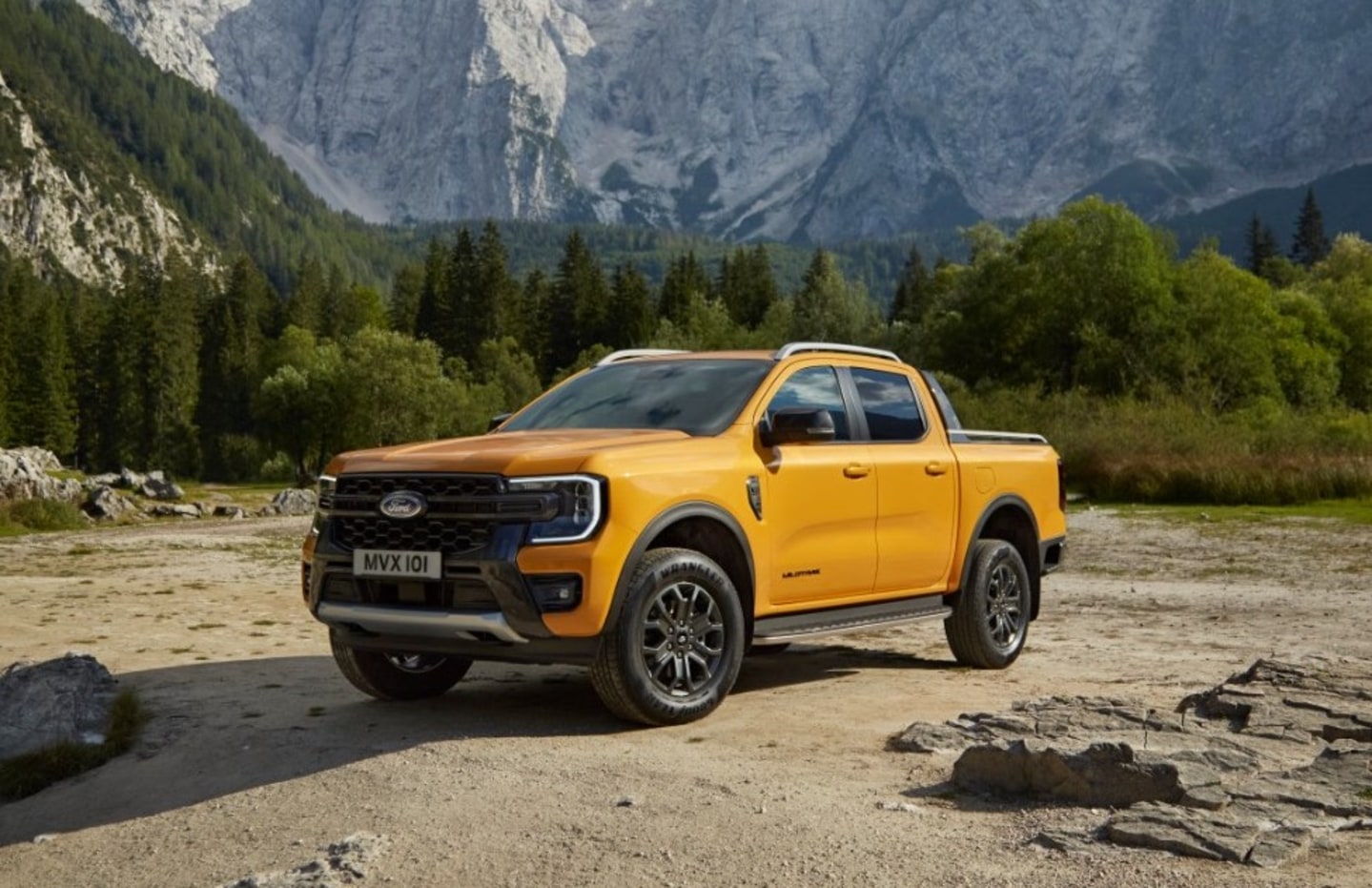 McMinnville's Top Used Car and Nissan LOT Chuck Colvin Nissan