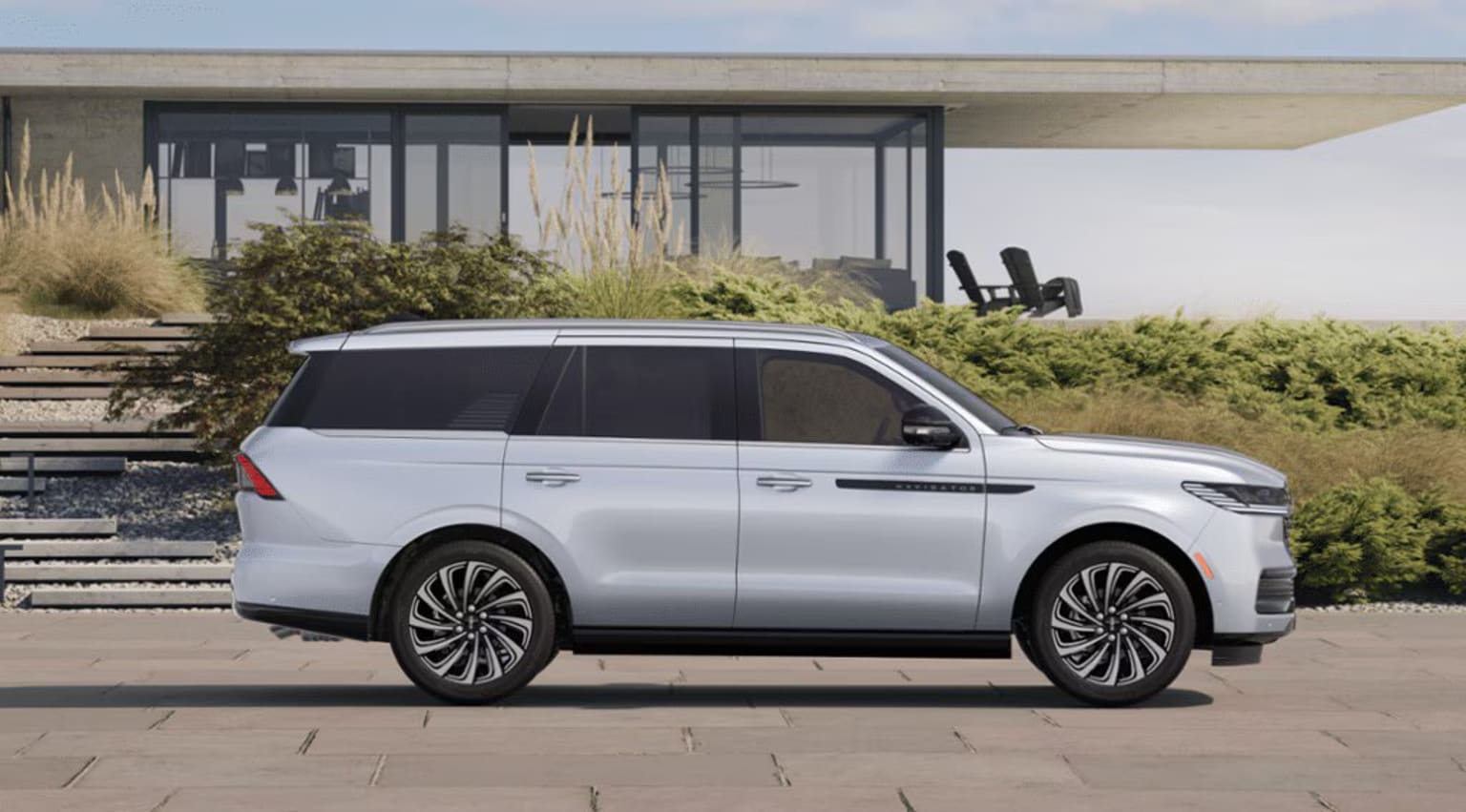 2025 Lincoln Navigator Exterior Color Option Crystal White Metallic
